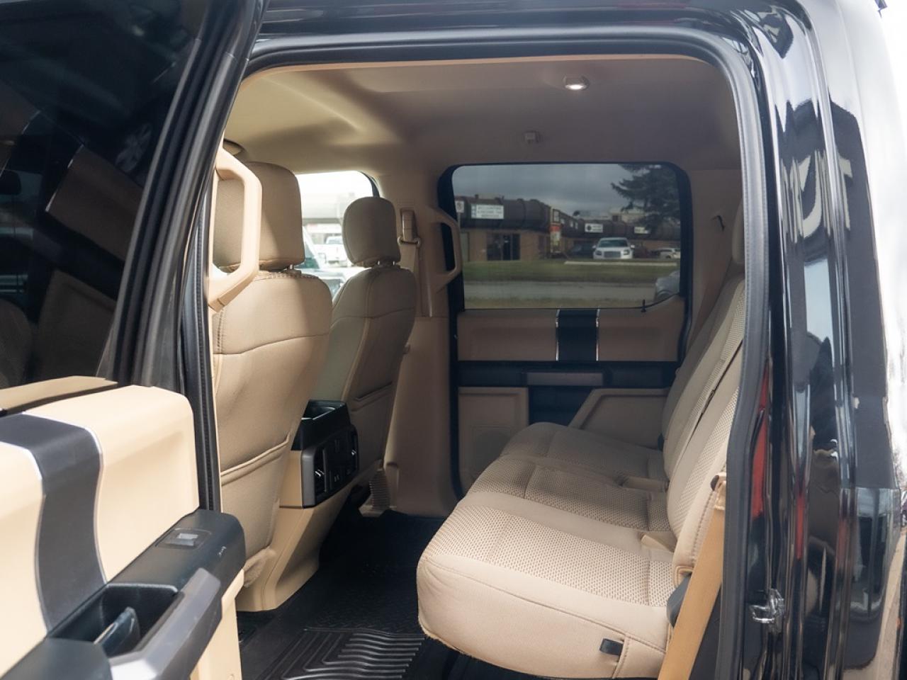 2019 Ford SUPER DUTY F-350 DRW XLT Photo40