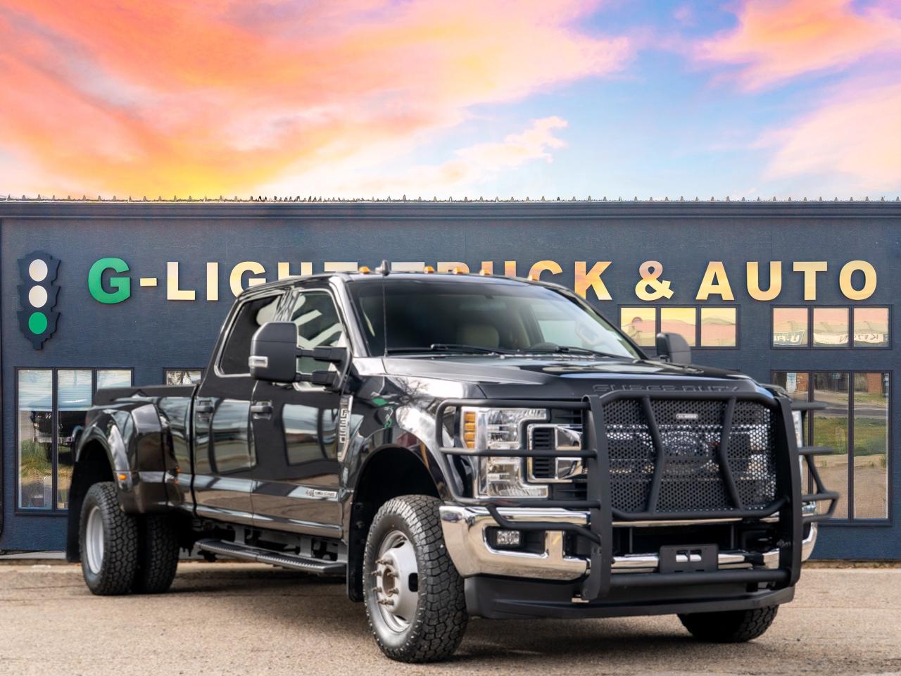 2019 Ford SUPER DUTY F-350 DRW XLT