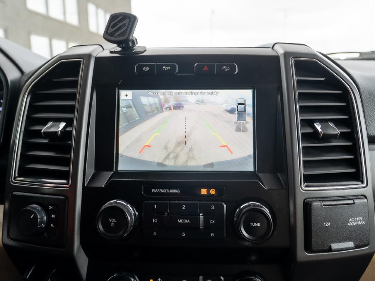 2019 Ford SUPER DUTY F-350 DRW XLT Photo15