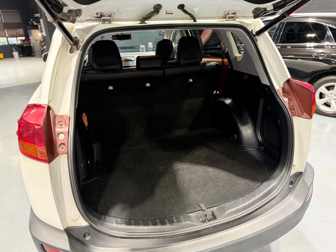 2013 Toyota RAV4 AWD 4dr Limited Photo