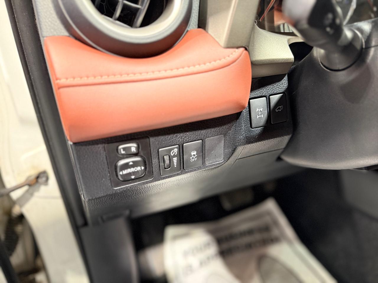 2013 Toyota RAV4 AWD 4dr Limited - Photo #18