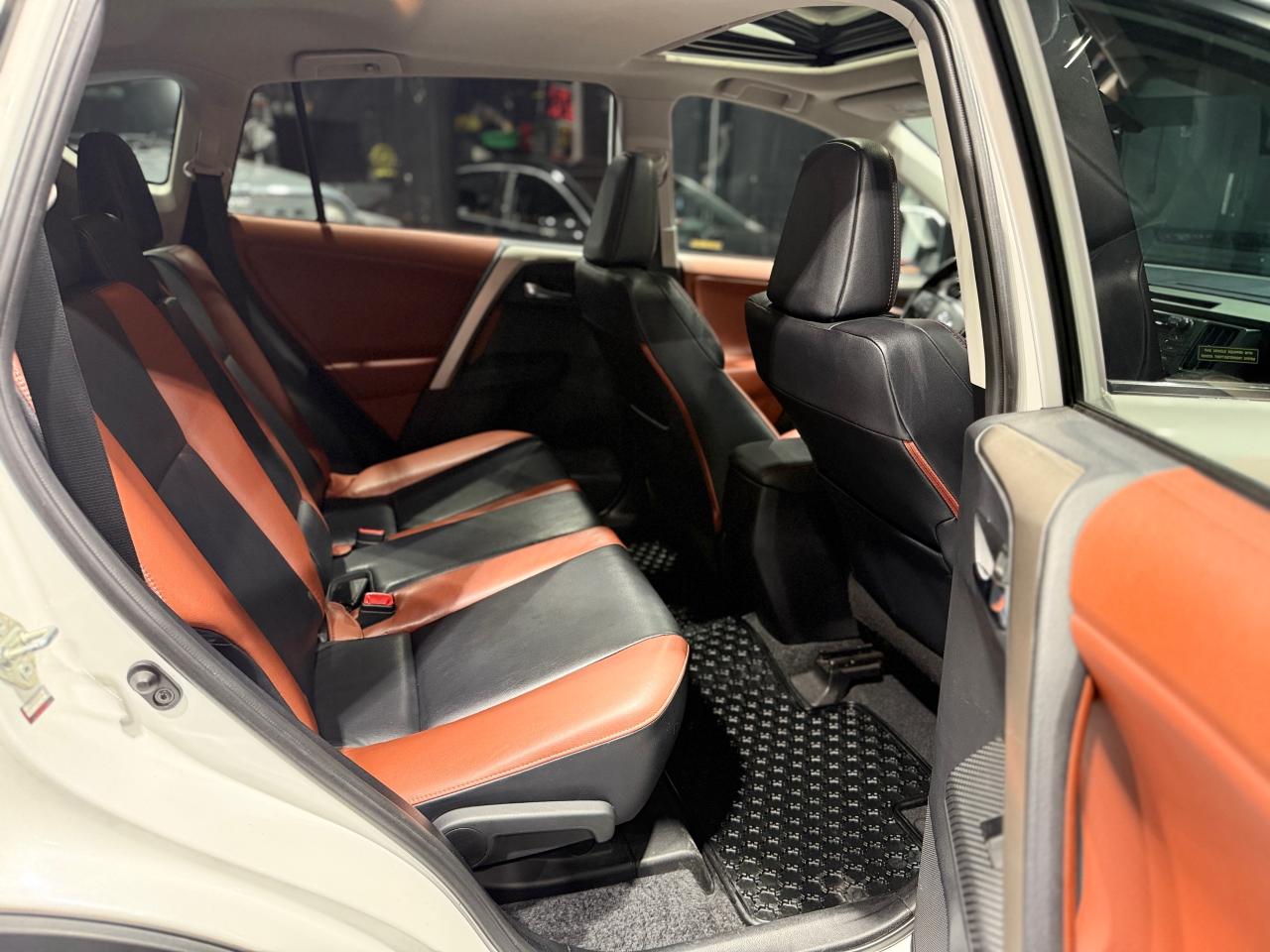 2013 Toyota RAV4 AWD 4dr Limited - Photo #11