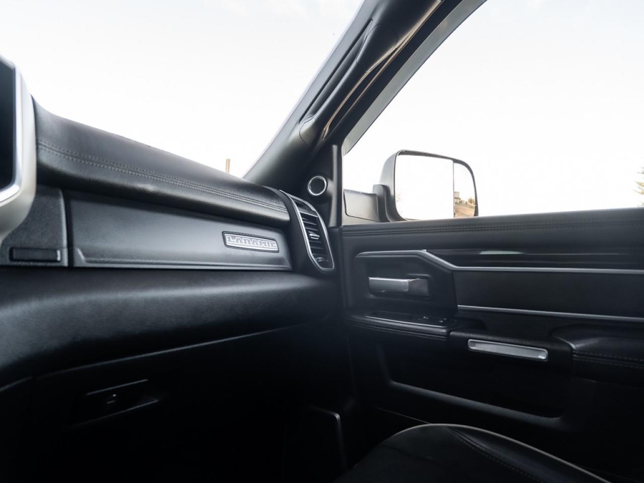 2019 RAM 3500 Laramie LIFT/RIMS/TIRES Photo14