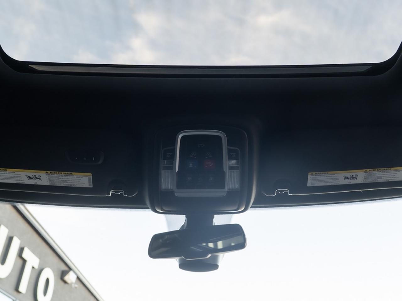 2019 RAM 3500 Laramie LIFT/RIMS/TIRES Photo8