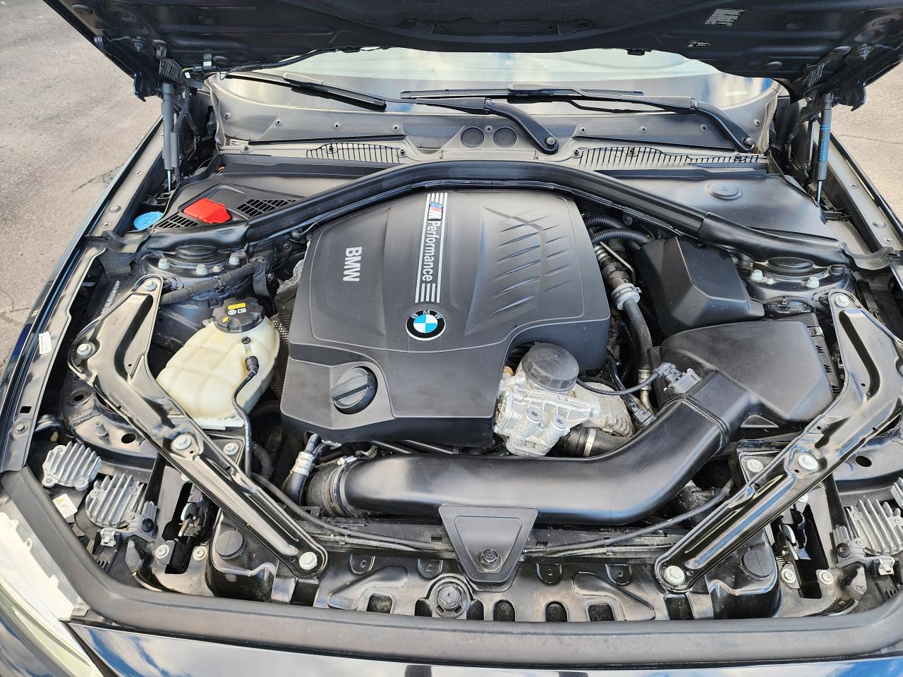 2016 BMW 2-Series M235i xDrive - Photo #17