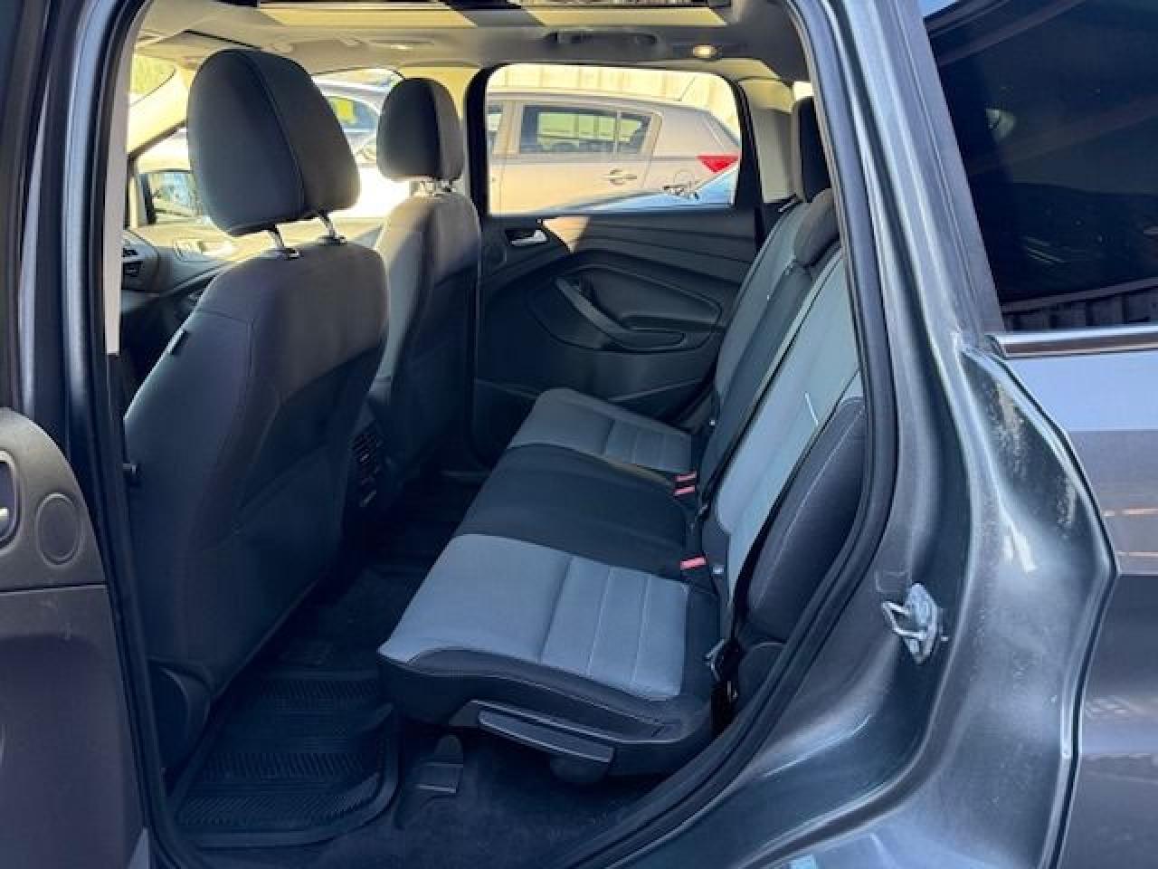 2014 Ford Escape FWD 4dr SE - Photo #13