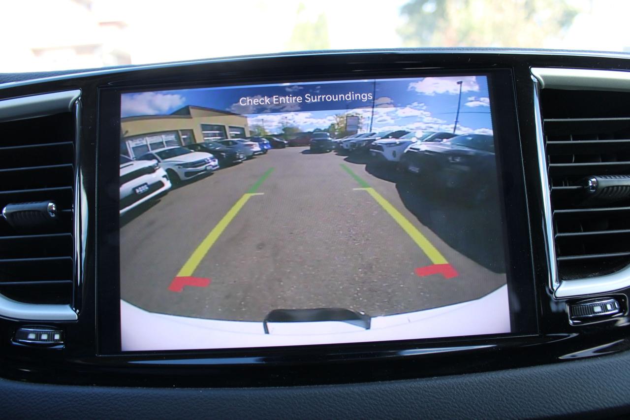 2024 Chrysler Grand Caravan SXT 2WD - Photo #11