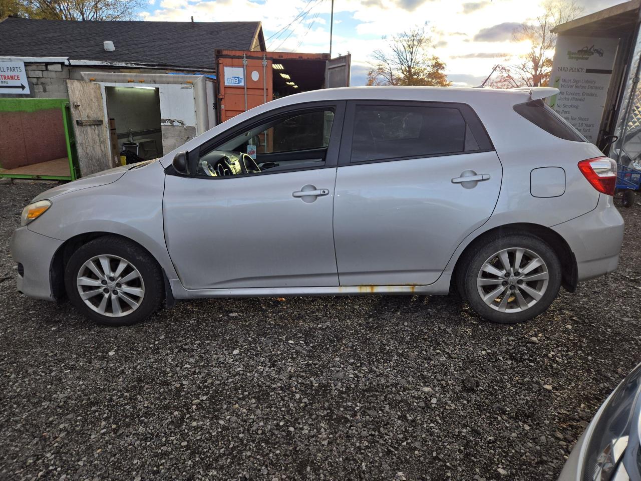 2010 Toyota Matrix  - Photo #8