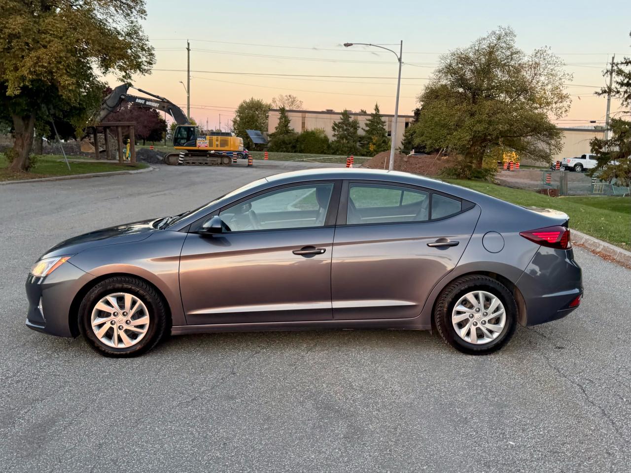 2020 Hyundai Elantra Essential IVT - Photo #9