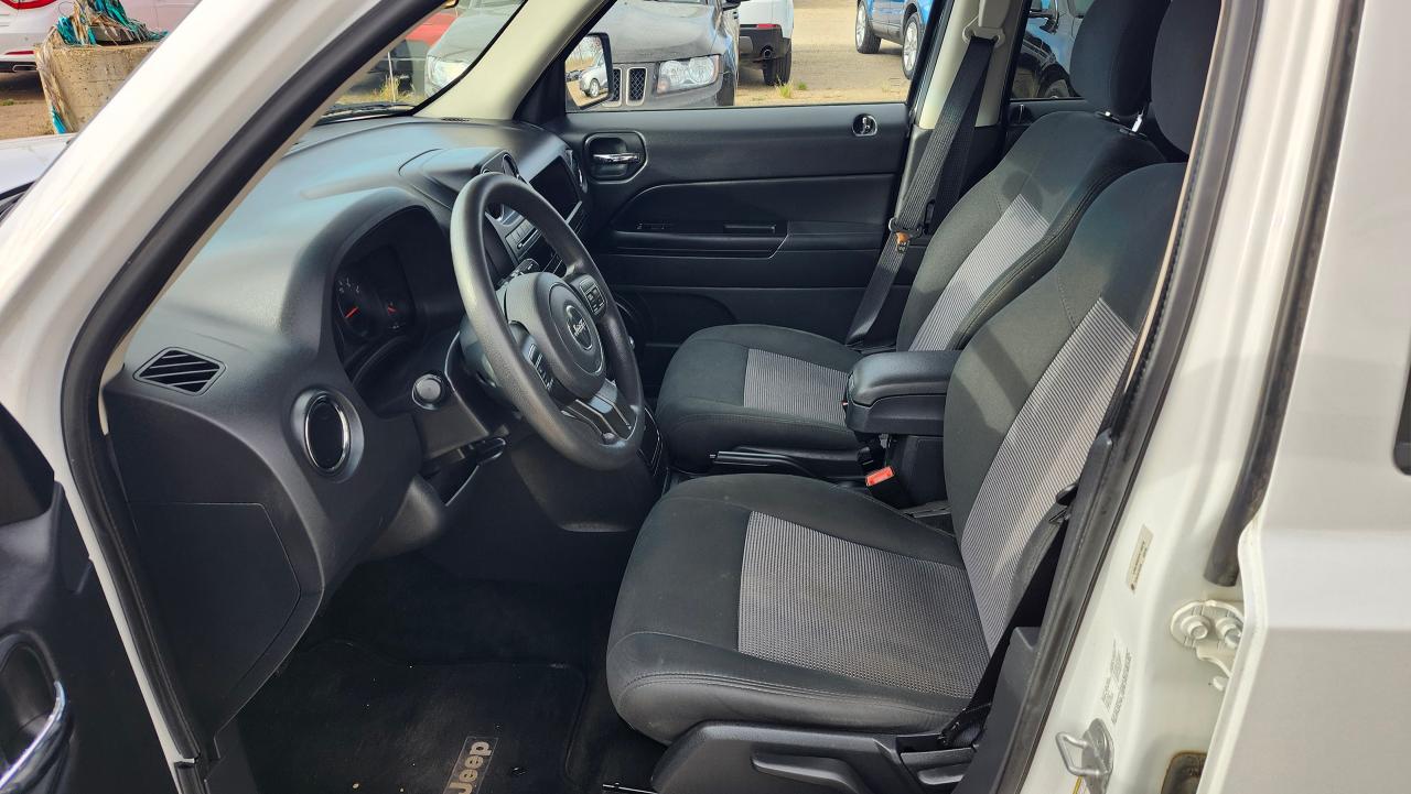 2013 Jeep Patriot 4WD SPORT - Photo #8