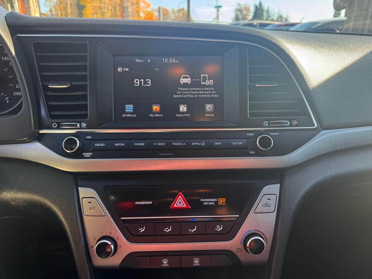 2017 Hyundai Elantra GL FINANCING AVAILABLE Photo13