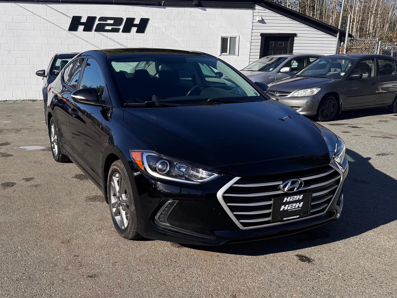 2017 Hyundai Elantra GL FINANCING AVAILABLE Photo3