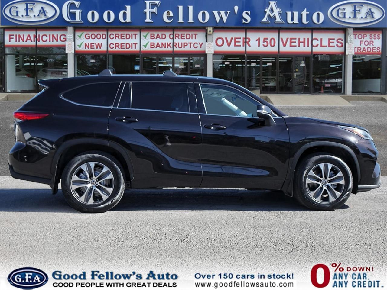 2020 Toyota Highlander XLE MODEL, AWD, 7 PASSENGER, LEATHER SEATS, SUNROO - Photo #3