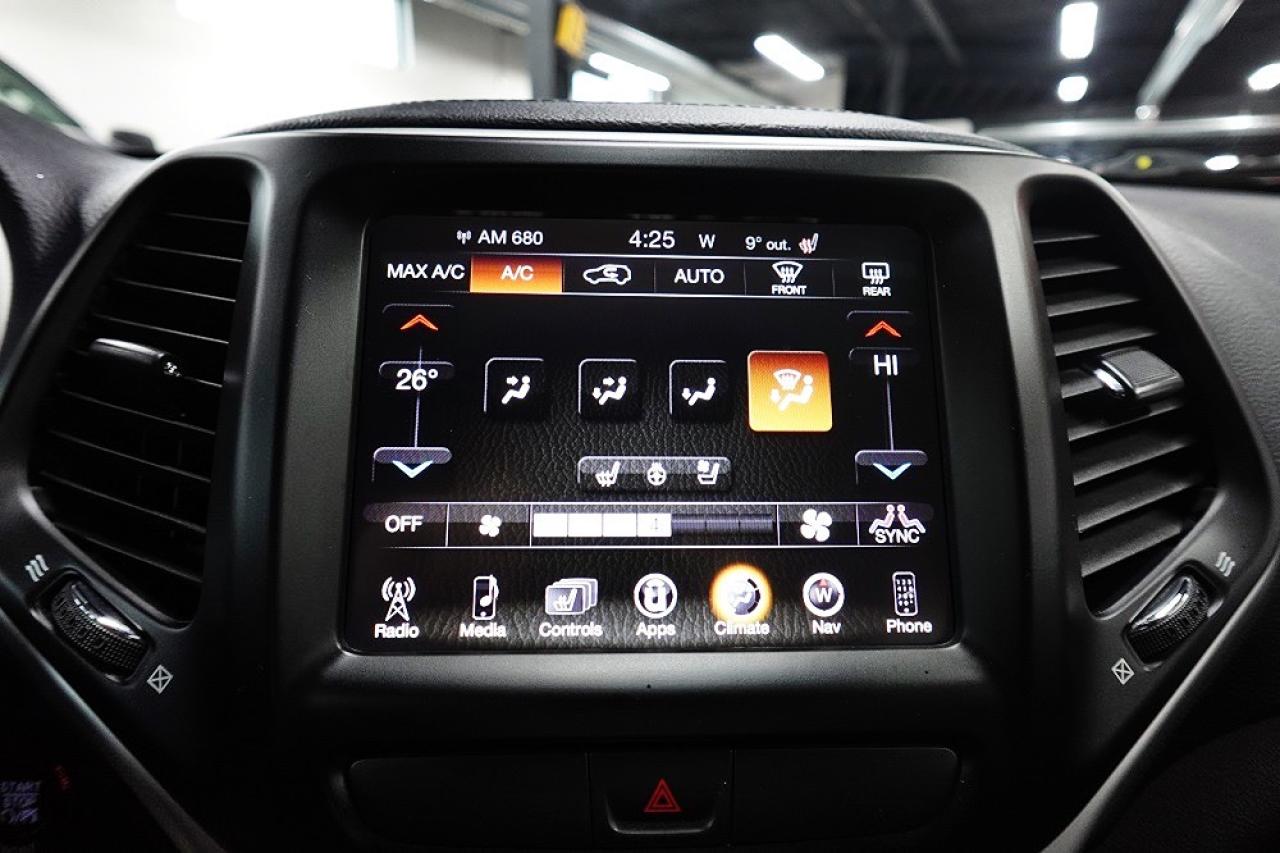 2016 Jeep Cherokee LIMITED EDITION,4X4, SERVICE RECORDS ,NAVI,LOW KM - Photo #23