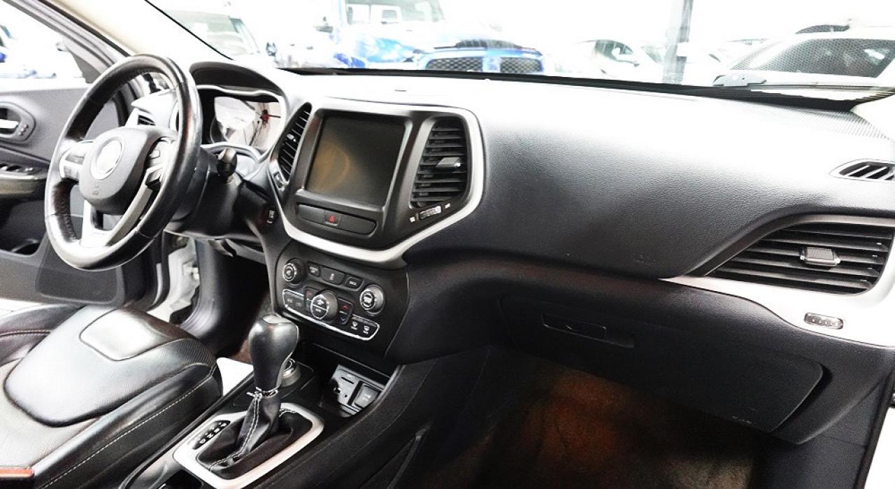 2016 Jeep Cherokee LIMITED EDITION,4X4, SERVICE RECORDS ,NAVI,LOW KM Photo