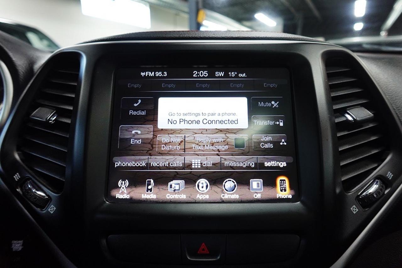 2018 Jeep Cherokee Trailhawk 4x4,DEALER MAINTAIN,NO ACCIDENT Photo