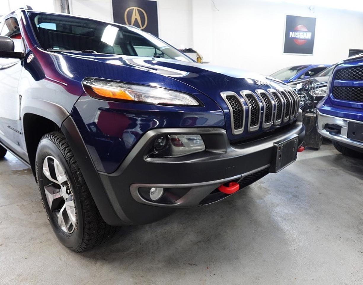 2018 Jeep Cherokee Trailhawk 4x4,DEALER MAINTAIN,NO ACCIDENT - Photo #15