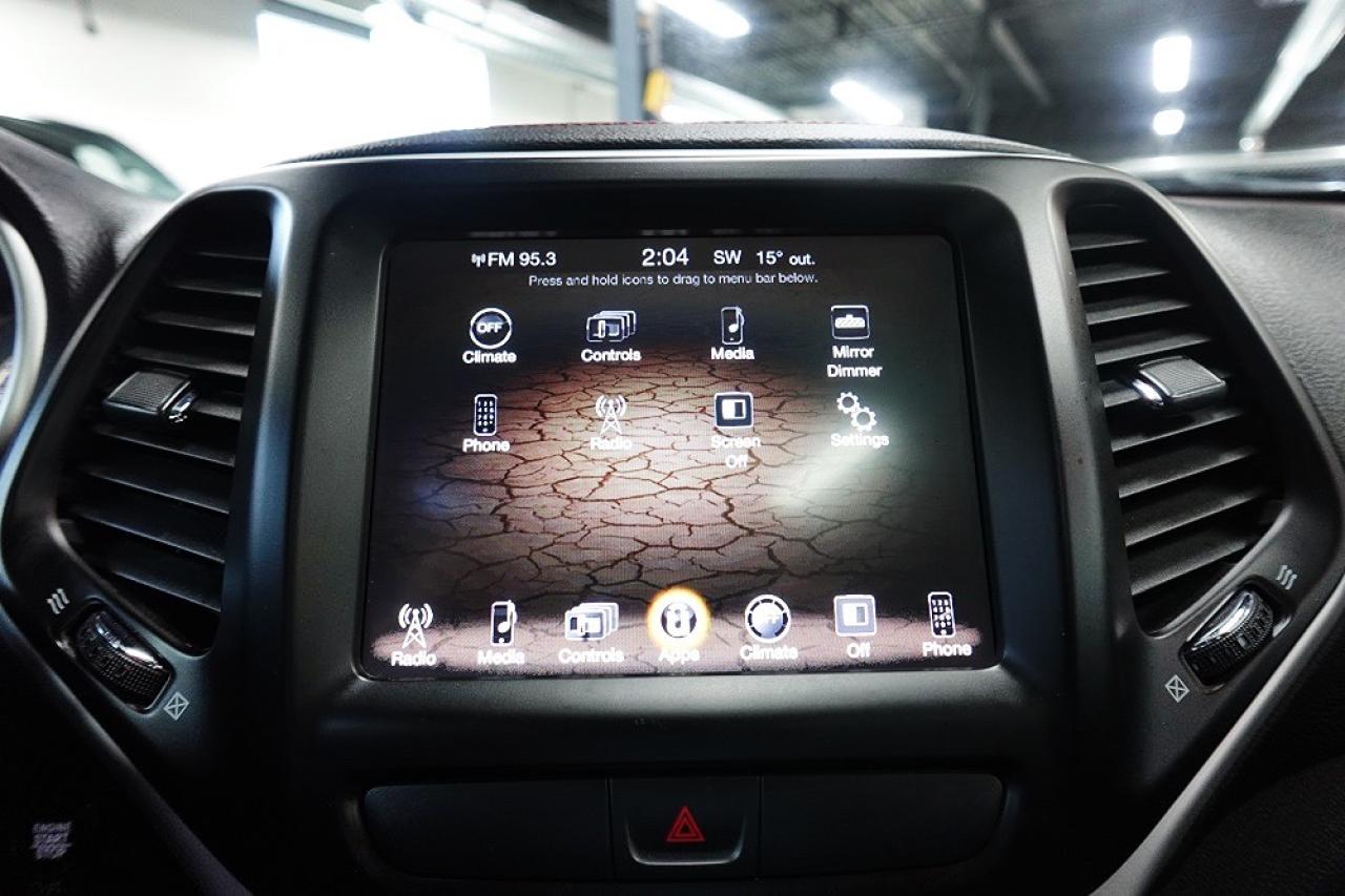 2018 Jeep Cherokee Trailhawk 4x4,DEALER MAINTAIN,NO ACCIDENT - Photo #26