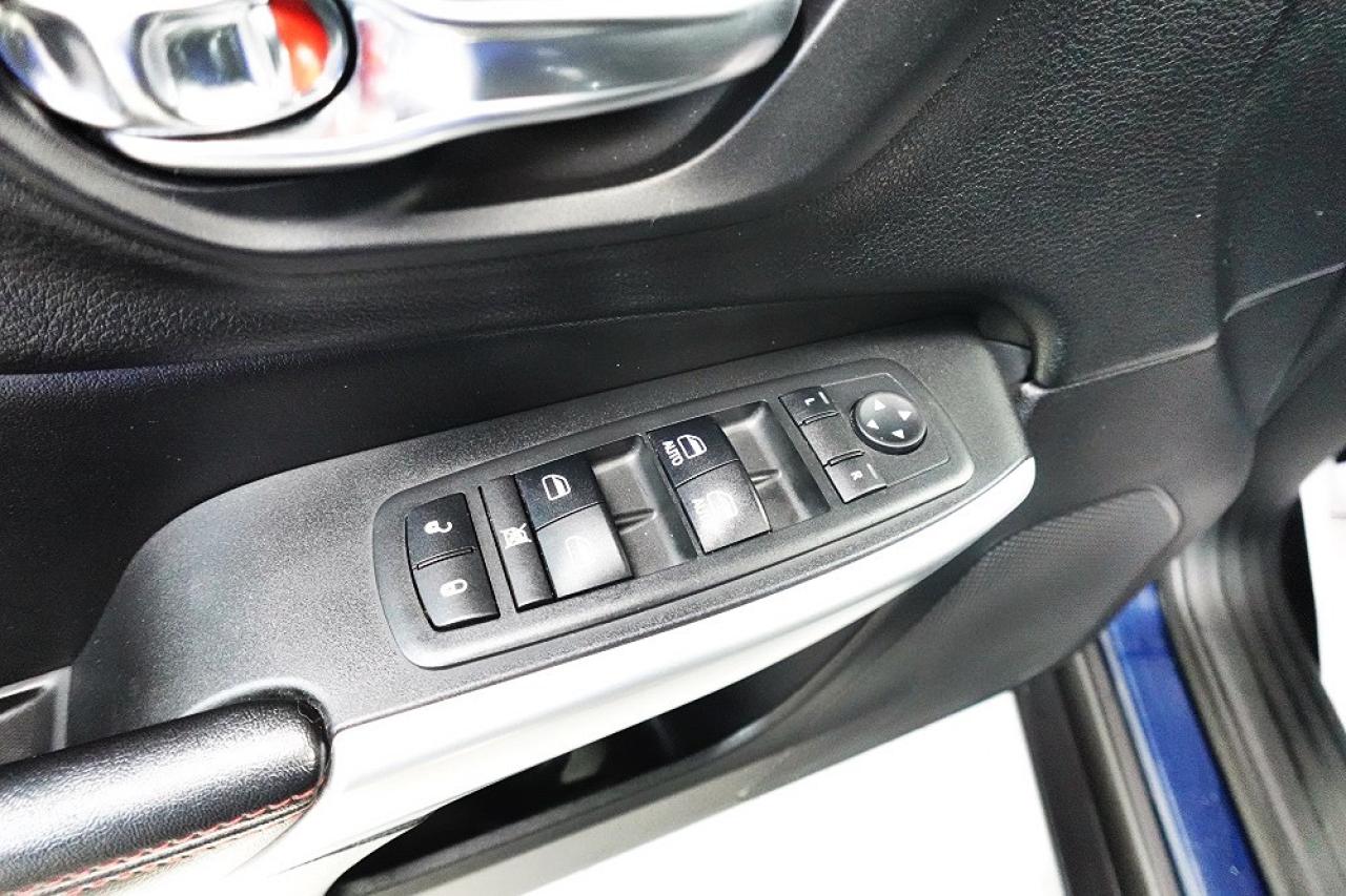 2018 Jeep Cherokee Trailhawk 4x4,DEALER MAINTAIN,NO ACCIDENT Photo