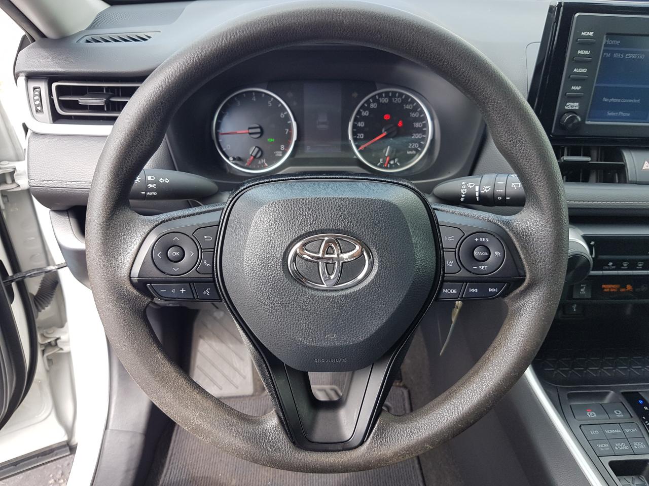 2022 Toyota RAV4 LE AWD *HEATED SEATS* Photo