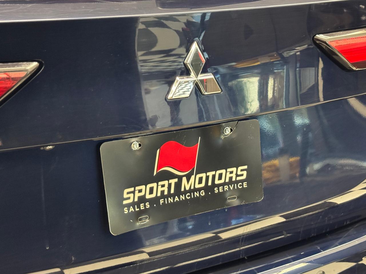 2022 Mitsubishi Outlander ES S-AWC+New Tires+Brakes+Blind Spot+CLEAN CARFAX Photo