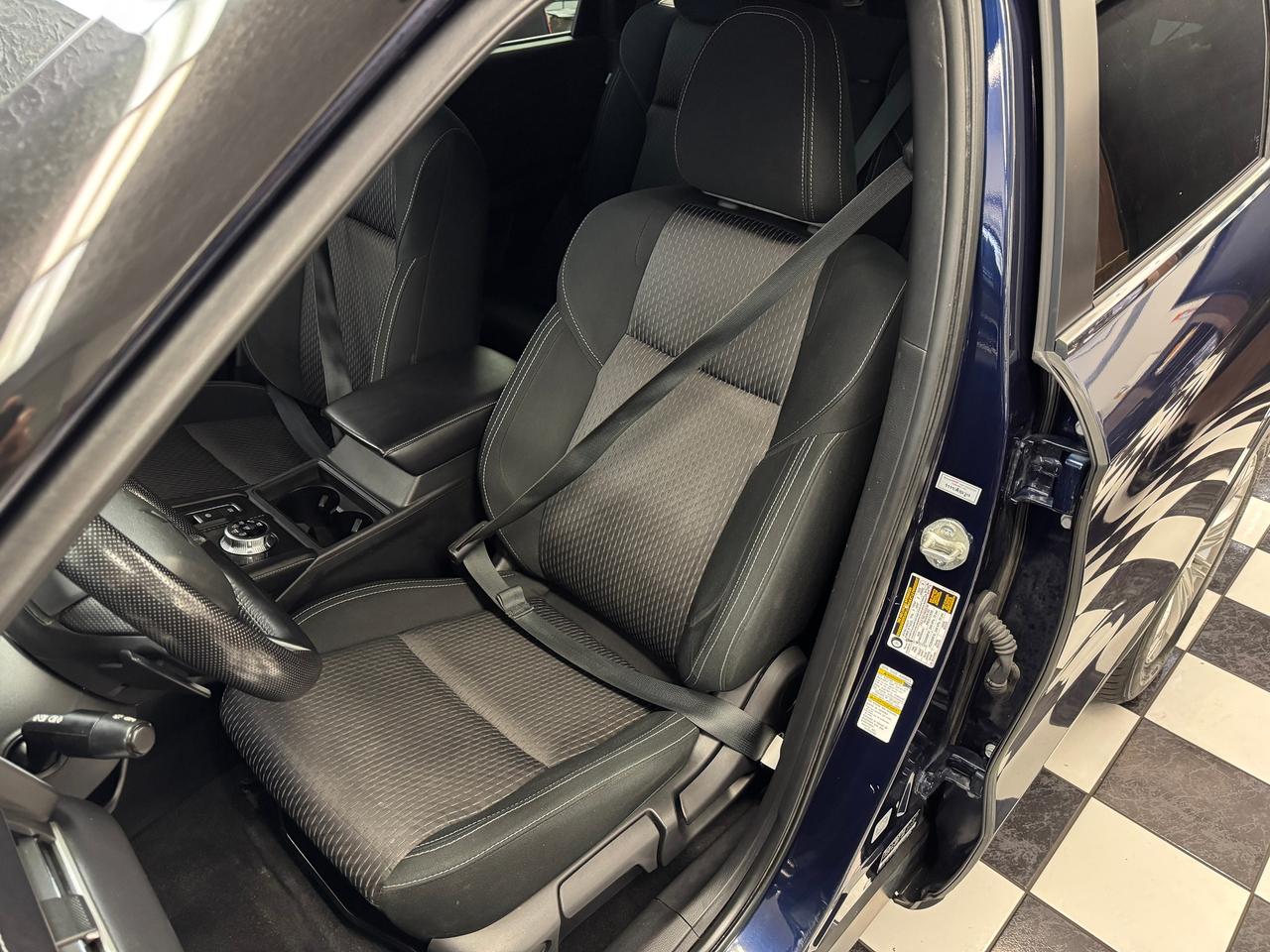 2022 Mitsubishi Outlander ES S-AWC+New Tires+Brakes+Blind Spot+CLEAN CARFAX Photo