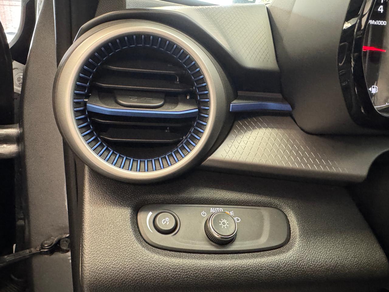 2024 Chevrolet Trax LS+Remote Start+LIKE NEW+ONE OWNER+CLEAN CARFAX Photo