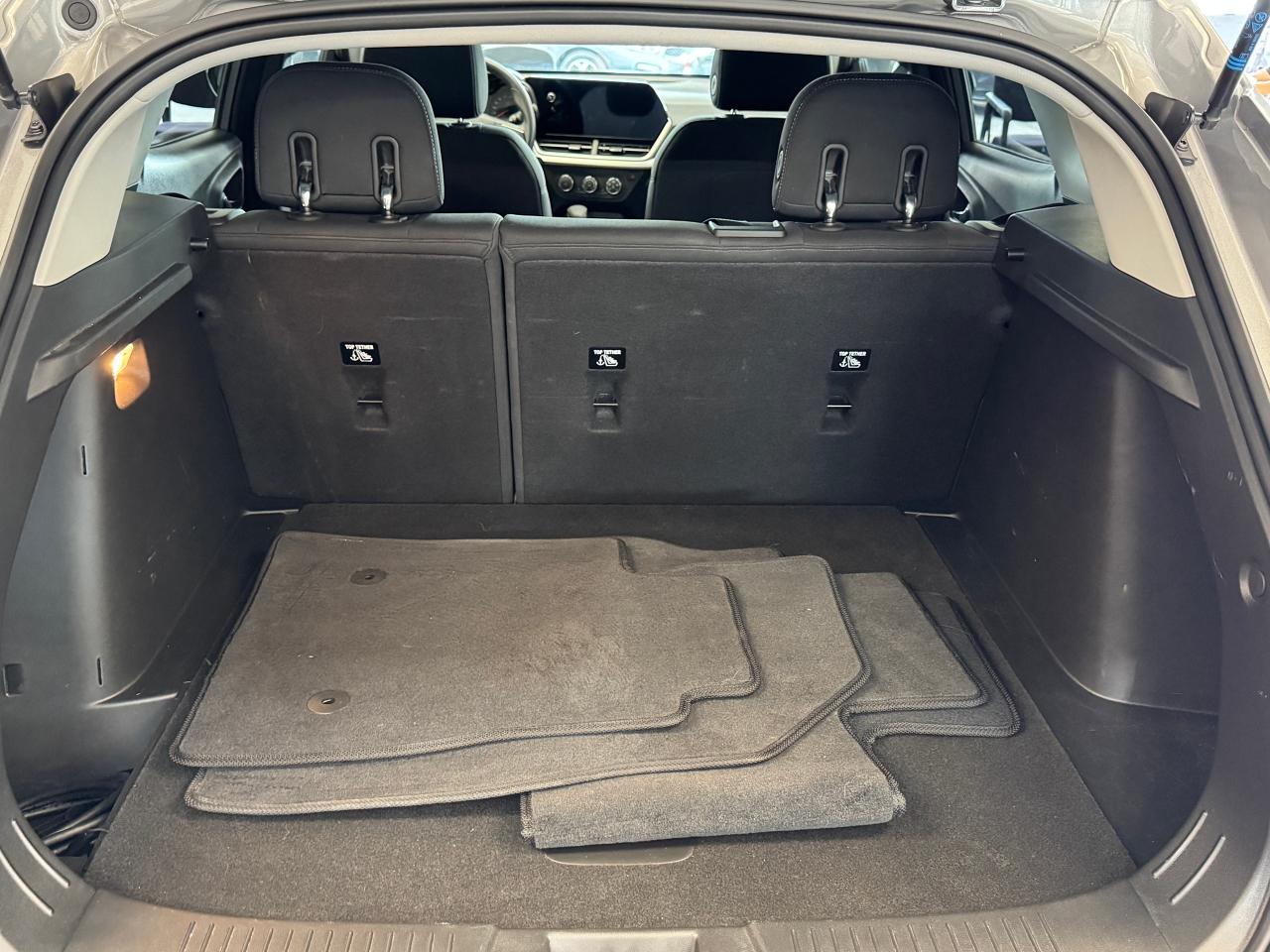 2024 Chevrolet Trax LS+Remote Start+LIKE NEW+ONE OWNER+CLEAN CARFAX Photo