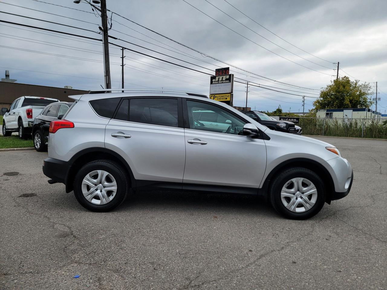 2014 Toyota RAV4 LE | SUPER CLEAN - Photo #4