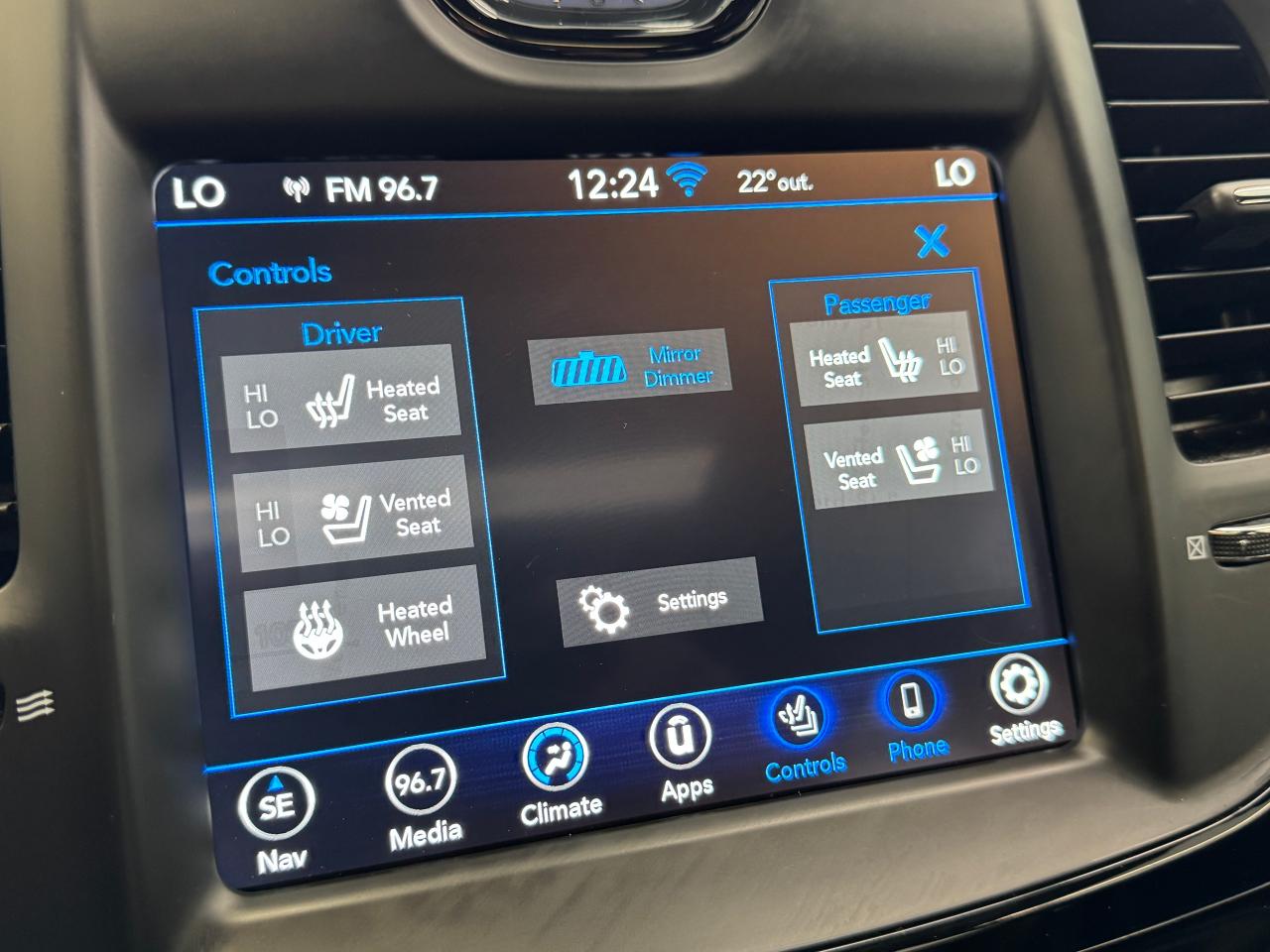 2023 Chrysler 300 300S RWD+Adaptive Cruise+Roof+LIKE NEW Photo