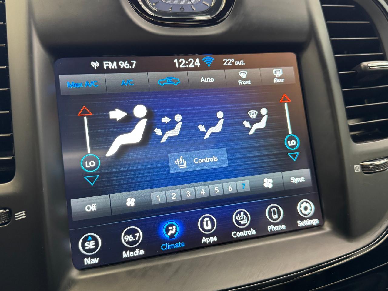 2023 Chrysler 300 300S RWD+Adaptive Cruise+Roof+LIKE NEW Photo