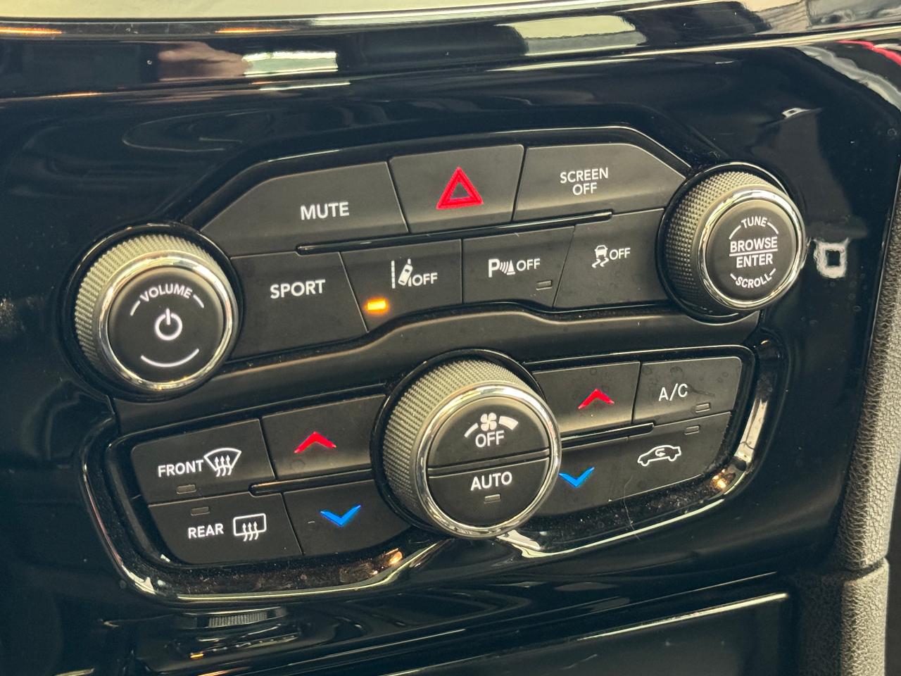 2023 Chrysler 300 300S RWD+Adaptive Cruise+Roof+LIKE NEW Photo