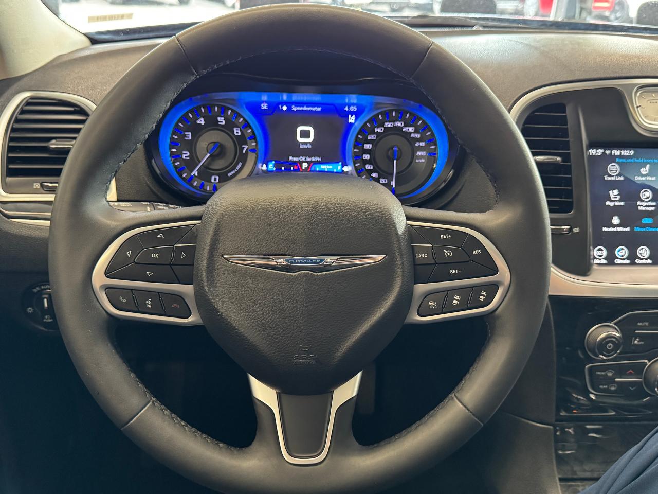 2023 Chrysler 300 300 Touring L AWD+ONE OWNER+CLEAN CARFAX Photo