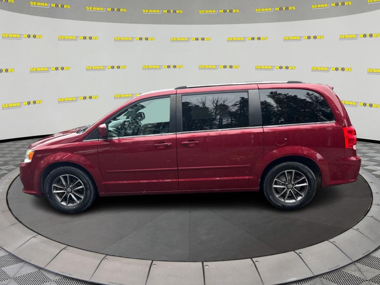 2016 Dodge Grand Caravan SE - Photo #6