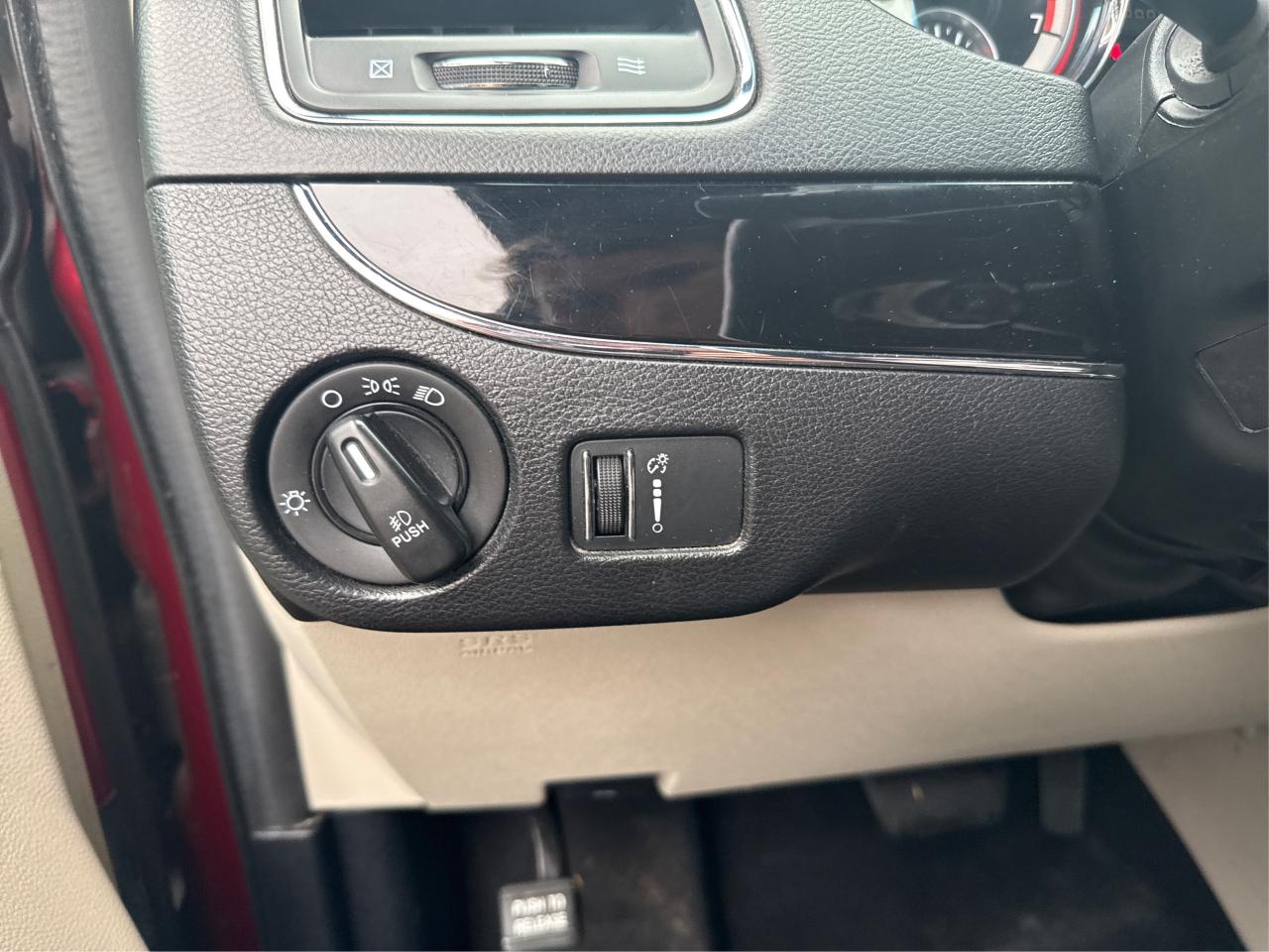 2016 Dodge Grand Caravan SE - Photo #15
