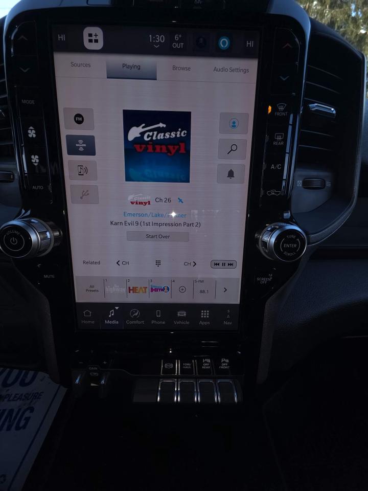 2026 RAM 2500 Tradesman 2026 RAM 2500 BLACK EXPRESS CREW CAB 4X4 Photo