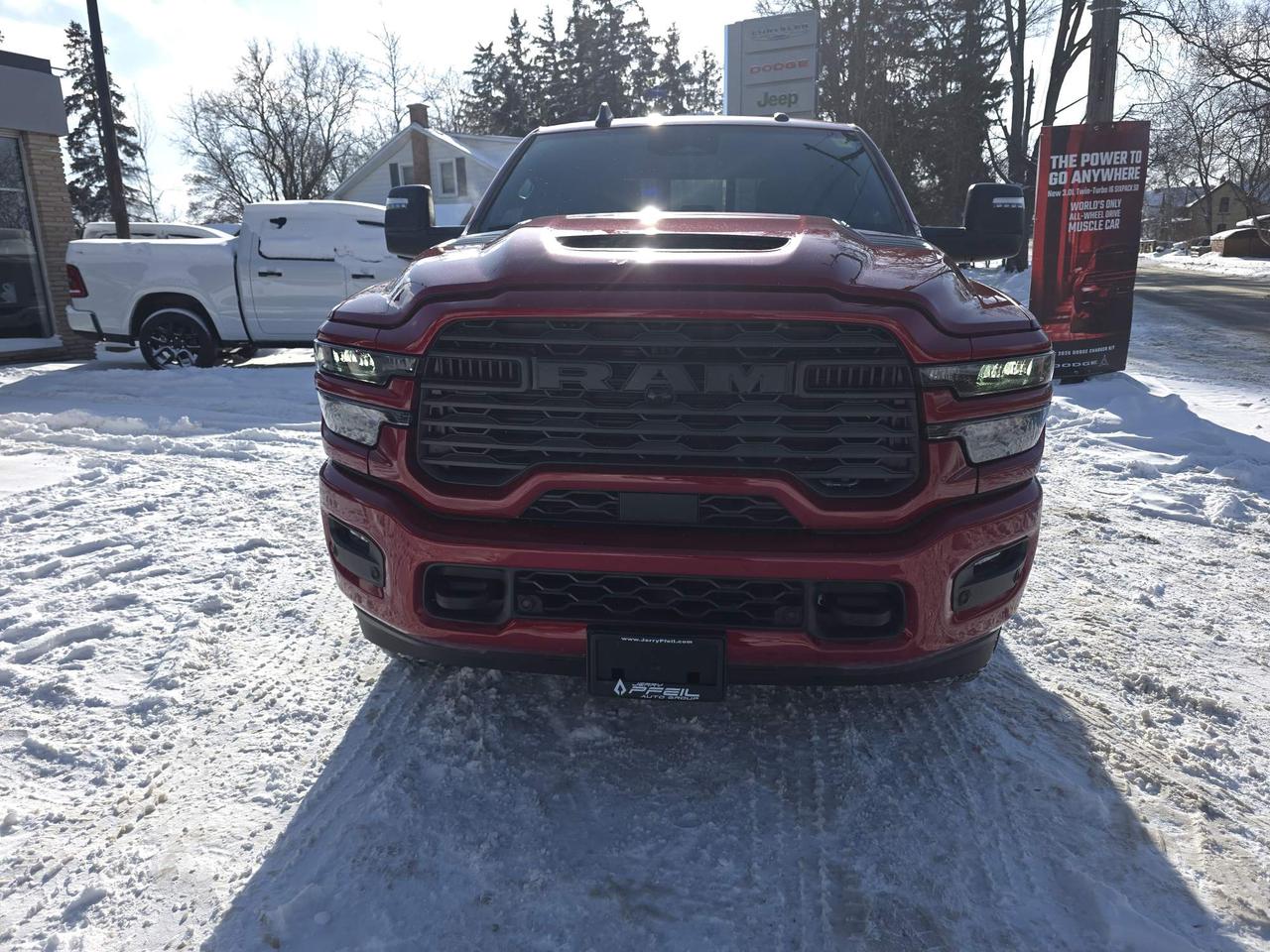 2026 RAM 2500 Tradesman 2026 RAM 2500 BLACK EXPRESS CREW CAB 4X4, 0% FINANCING UP TO 60 MONTHS! Photo