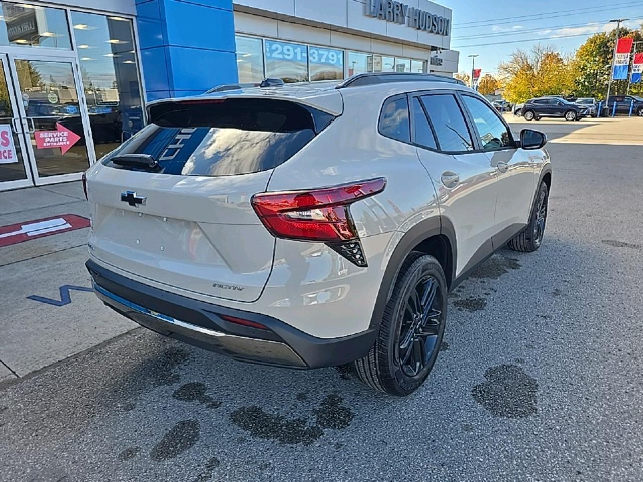 2026 Chevrolet Trax ACTIV Photo2