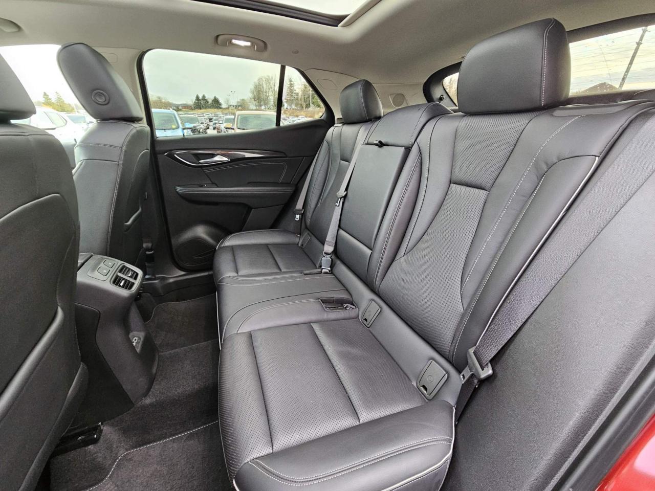 2021 Buick Envision Essence One Owner | Sport Touring | AWD | Leather | Sunroof | 20" Wheels Photo