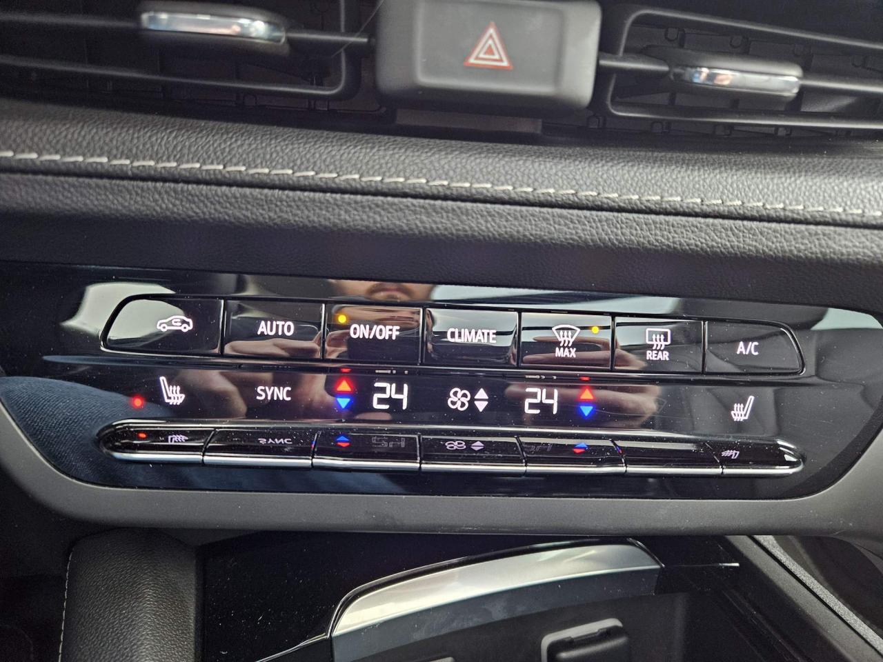 2021 Buick Envision Essence One Owner | Sport Touring | AWD | Leather | Sunroof | 20" Wheels Photo