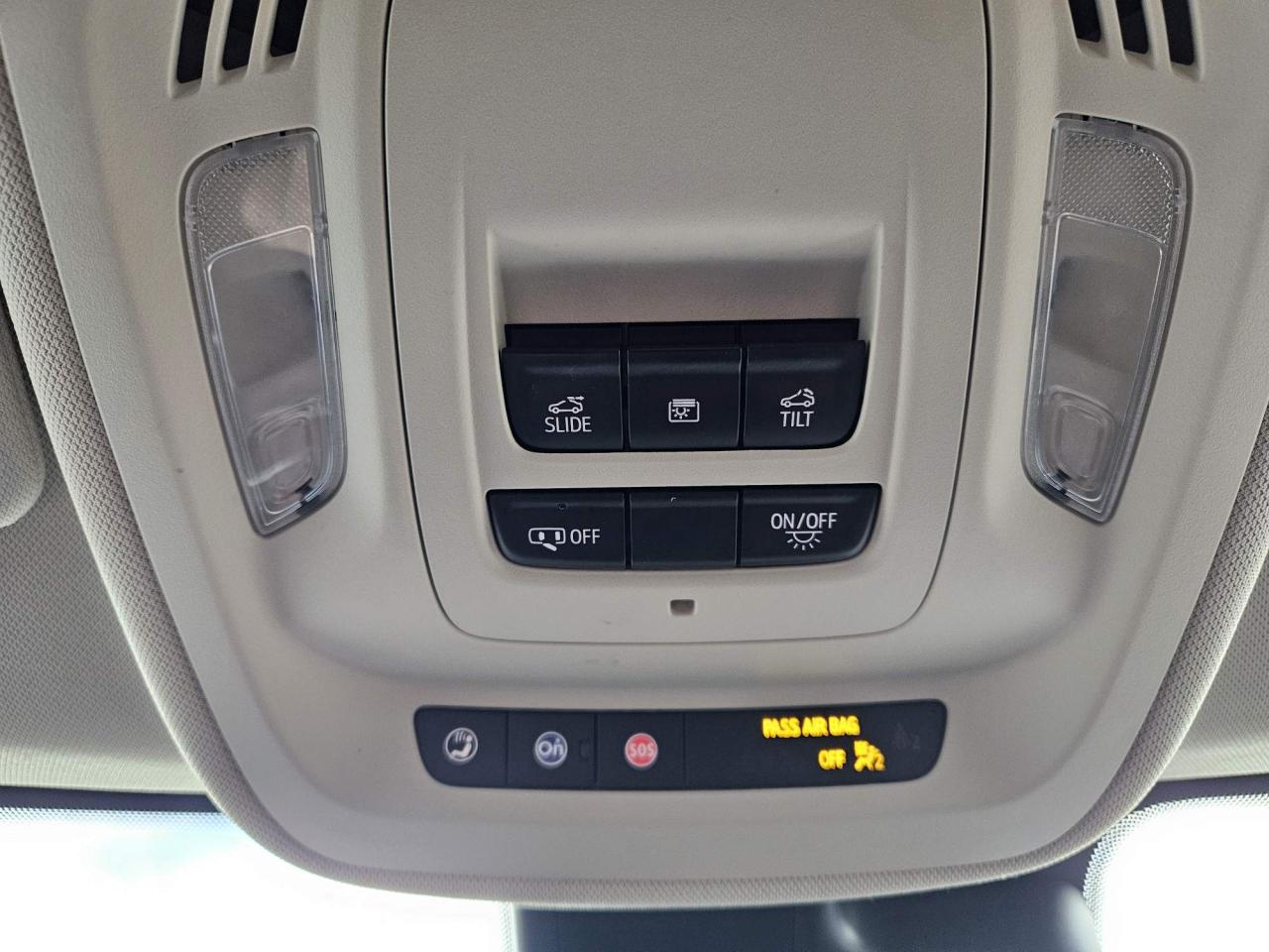 2021 Buick Envision Essence One Owner | Sport Touring | AWD | Leather | Sunroof | 20" Wheels Photo