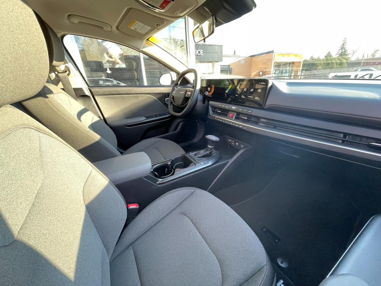 2025 Kia K4 LX Photo