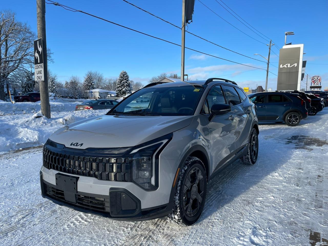 2026 Kia Sportage X-Line Photo2