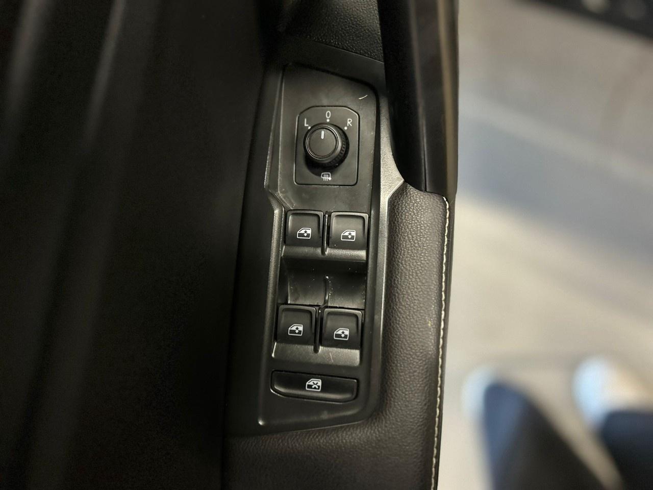 2024 Volkswagen Tiguan S Photo