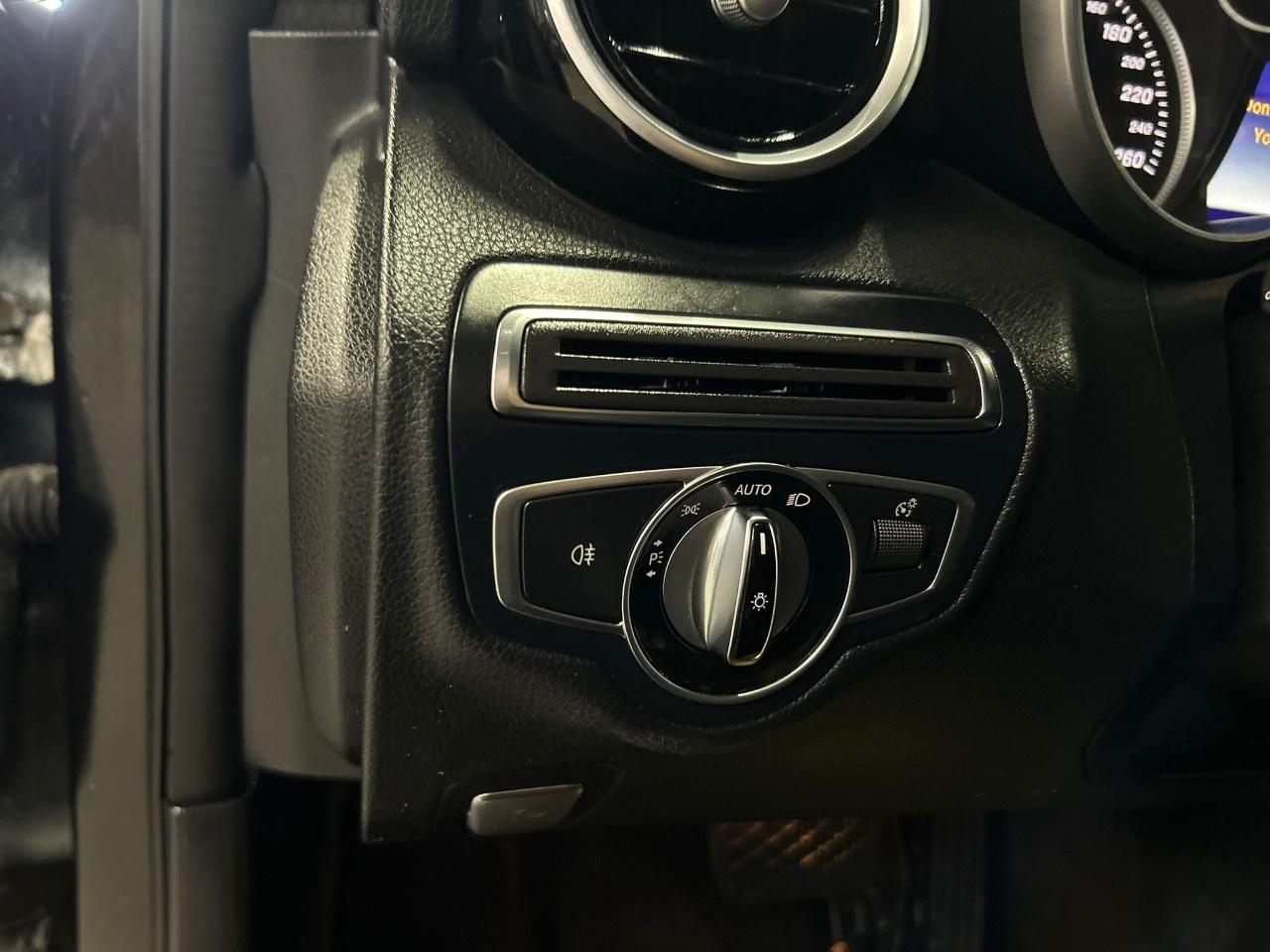 2017 MERCEDES BENZ C300 C-CLASS Photo