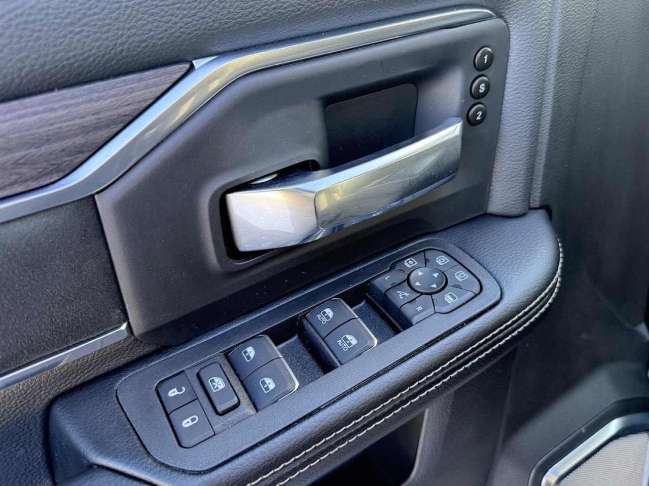 2026 RAM 3500 LARAMIE 4X4 Photo