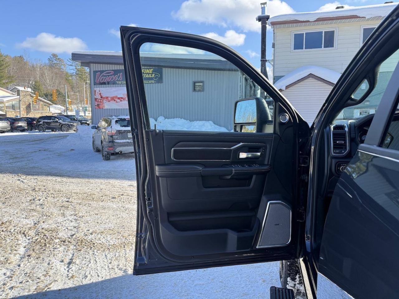2026 RAM 3500 LARAMIE 4X4 Photo
