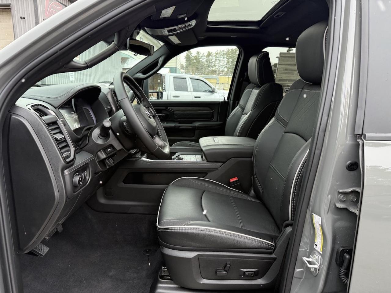 2026 RAM 3500 Limited 4x4 Photo