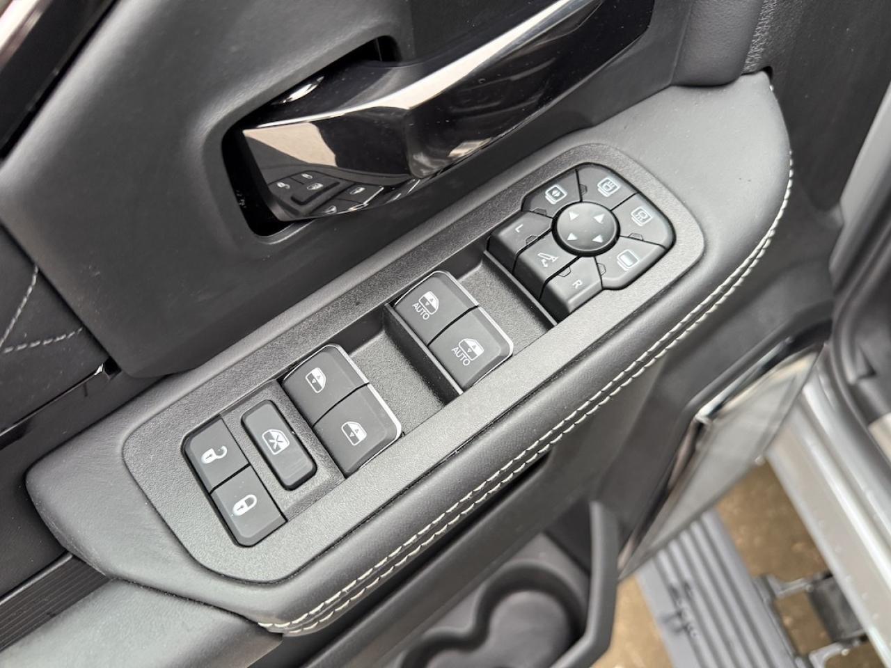 2026 RAM 3500 Limited 4x4 Photo