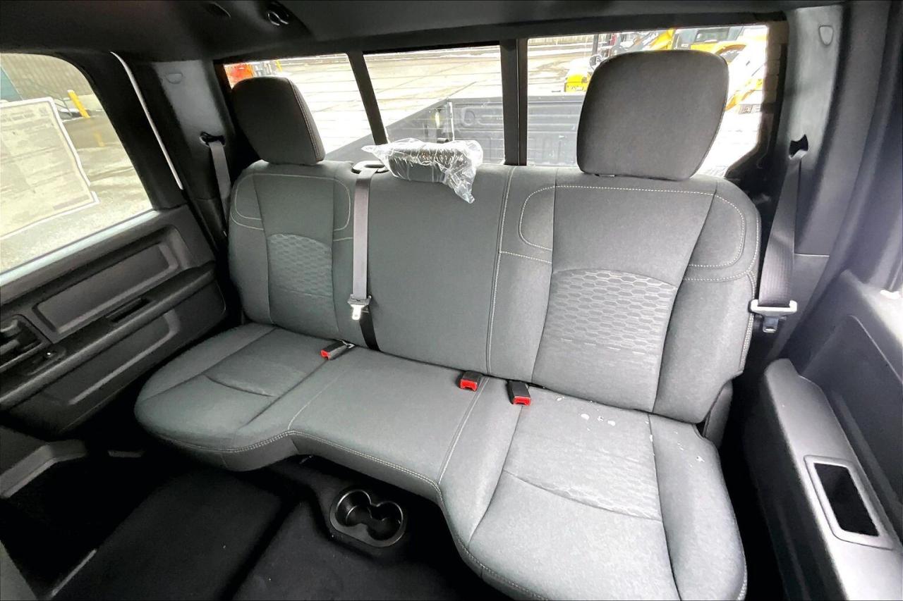 2026 RAM 2500 WARLOCK CREW | 6.7L Diesel | Bed Utility | Lvl1 Photo